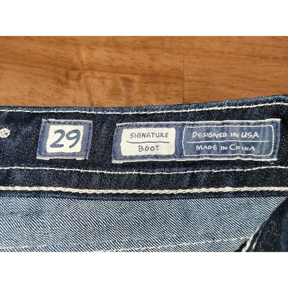 Miss Me‎ Women's Jeans Size 29 Dark Wash Bootcut Mid-Rise Embellished Pockets - Picture 4 of 16